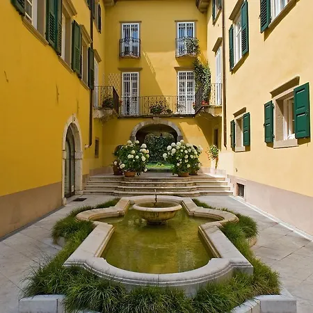Angelica Aparthotel